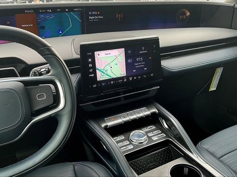 Used 2024 Lincoln Nautilus Reserve image 6