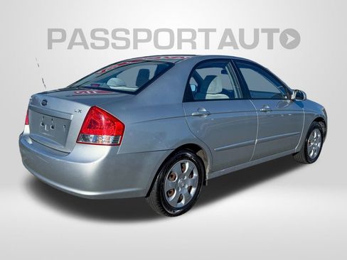 Used 2009 Kia Spectra LX image 8