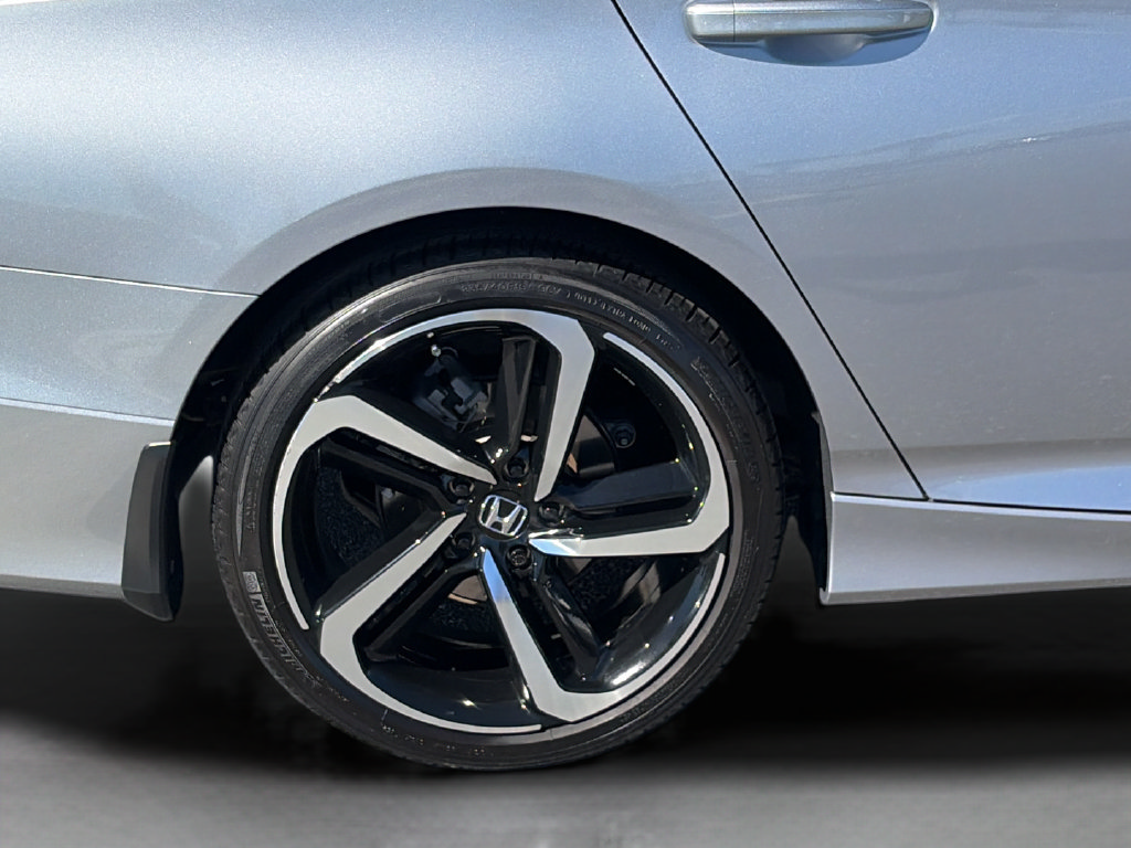 Used 2022 Honda Accord Sport image 10