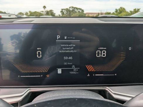 Certified 2024 Kia Sorento LX FWD image 33