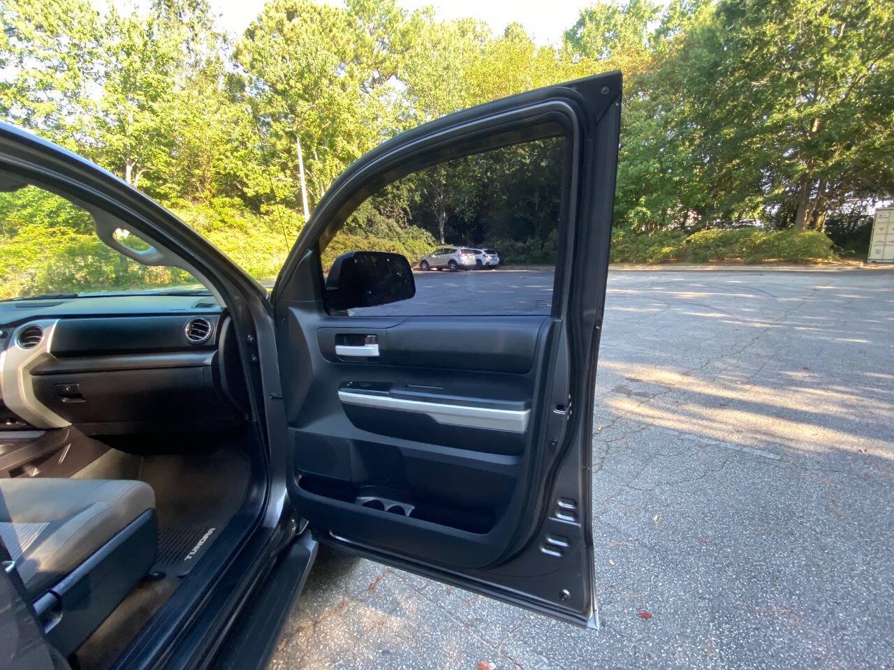 Used 2015 Toyota Tundra SR5 w/ TRD Off Road Package AWD/4WD image 49
