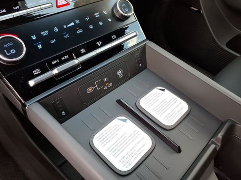 New 2026 Hyundai Santa Fe Calligraphy AWD/4WD image 10