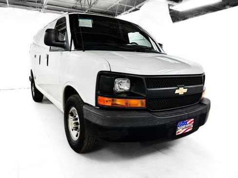 Used 2014 Chevrolet Express 3500 3500 CARGO VAN image 8