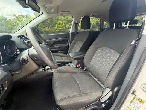 Used 2021 Mitsubishi Outlander Sport ES FWD image 13