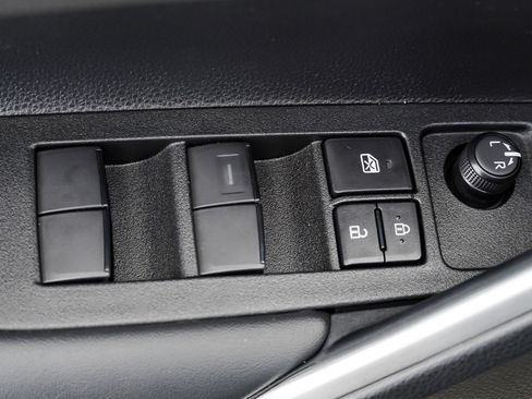 New 2026 Toyota Corolla Cross XLE w/ Convenience Package AWD/4WD image 19