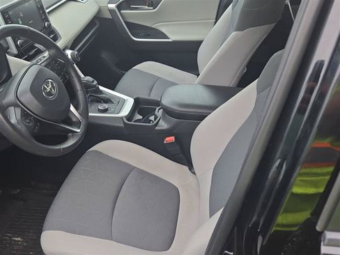 Used 2019 Toyota RAV4 XLE w/ Convenience Package AWD/4WD image 7