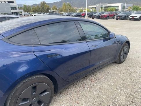 Used 2023 Tesla Model 3 Standard Range RWD image 9