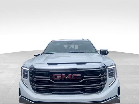 Used 2025 GMC Sierra 1500 SLT w/ SLT Premium Plus Package AWD/4WD image 11