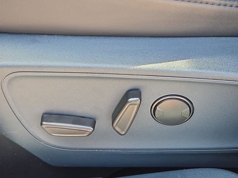 Used 2023 Ford Maverick Lariat w/ Lariat Luxury Package FWD image 14