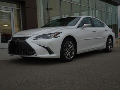 Used 2019 Lexus ES 350 w/ Premium Package
