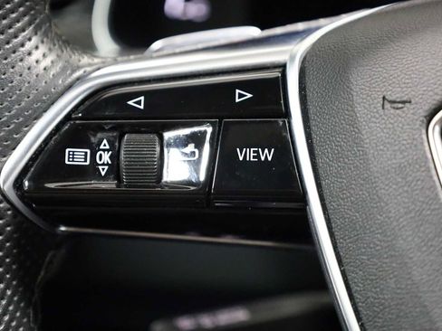 Used 2022 Audi S6 Premium Plus image 25