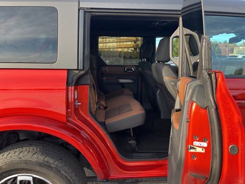 Used 2023 Ford Bronco Outer Banks image 16