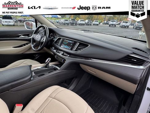 Used 2018 Buick Enclave Premium w/ Trailering Package image 29