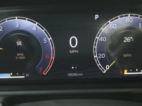 Used 2024 Jeep Wagoneer 4WD w/ Premium Group I image 18