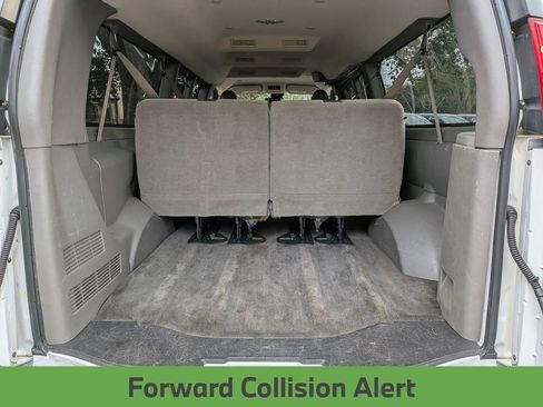 Used 2019 Chevrolet Express 3500 LT w/ LT Preferred Equipment Group image 24