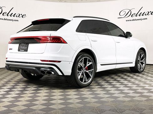 Used 2023 Audi SQ8 Premium Plus w/ SQ8 Luxury Package AWD/4WD image 6