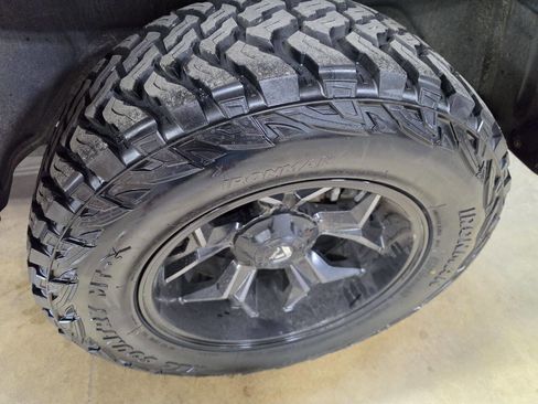 Used 2021 RAM 1500 Sport w/ Leather & Sound Group AWD/4WD image 12
