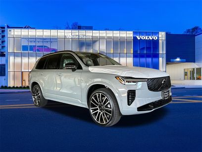 New 2026 Volvo XC90 B6 Ultra w/ Protection Package