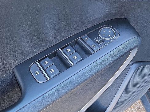 Used 2024 Kia Soul LX w/ Option Group 015 image 20