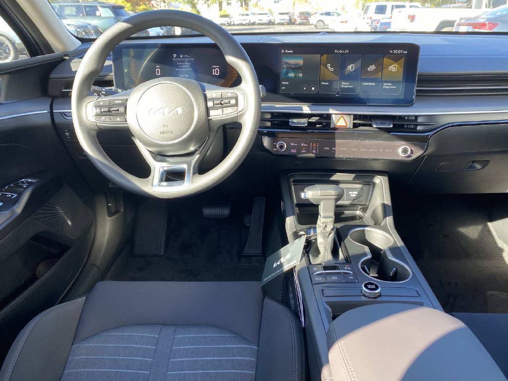 New 2027 Kia K5 LXS FWD image 7