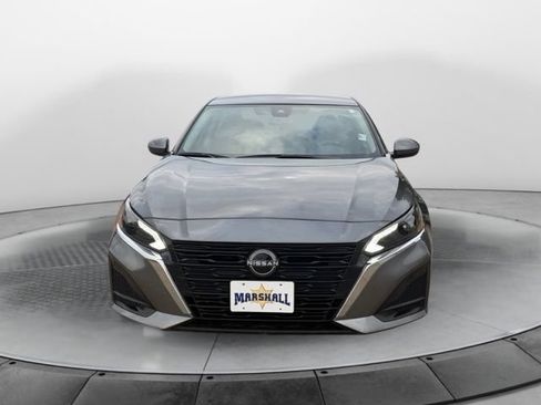 Used 2023 Nissan Altima 2.5 SV FWD image 8