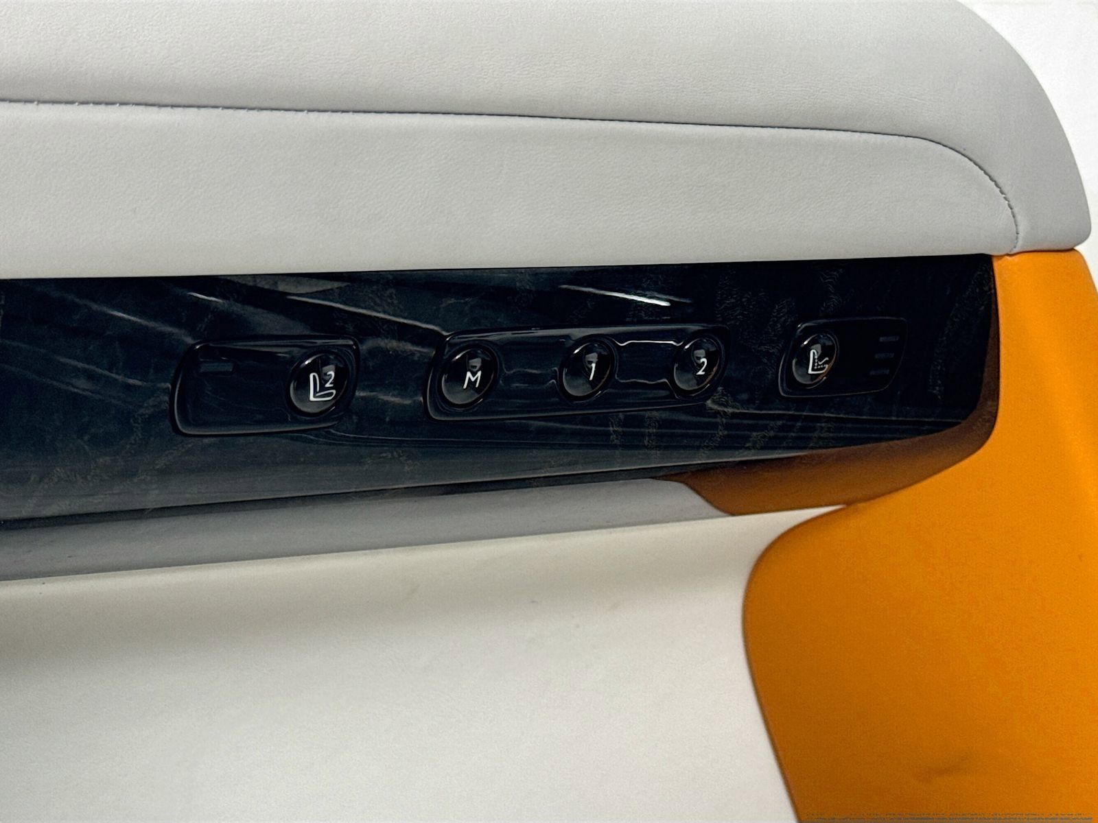 Certified 2025 Rolls-Royce Ghost AWD/4WD image 18