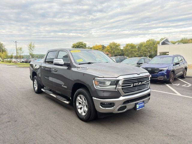 Used 2023 RAM 1500 Laramie AWD/4WD image 4