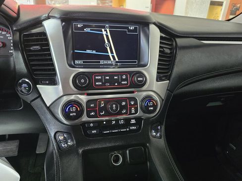 Used 2016 GMC Yukon SLT image 31