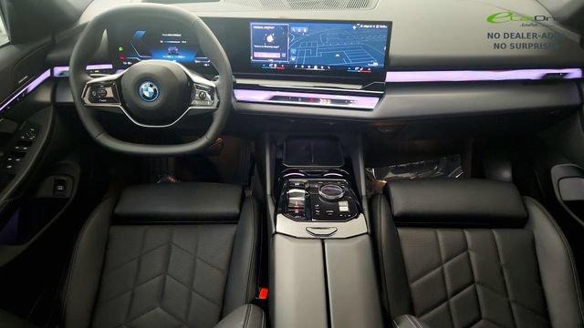 Used 2024 BMW i5 eDrive40i w/ M Sport Package RWD image 51