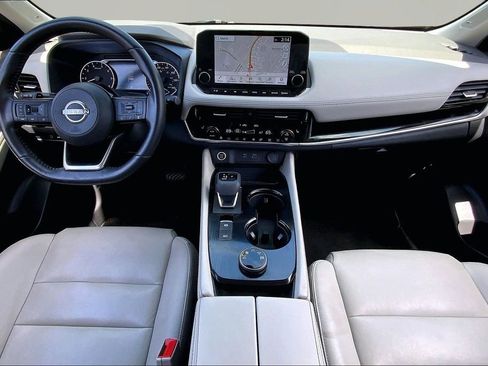 Used 2023 Nissan Rogue SL w/ SL Premium Package image 7