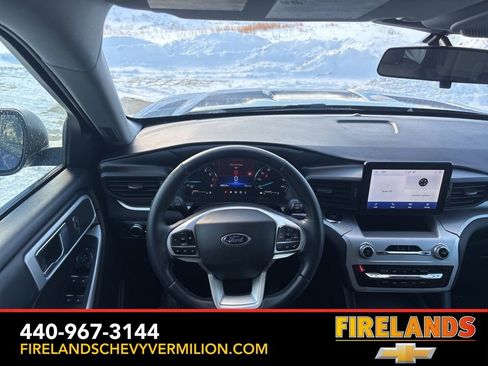 Used 2022 Ford Explorer XLT image 52
