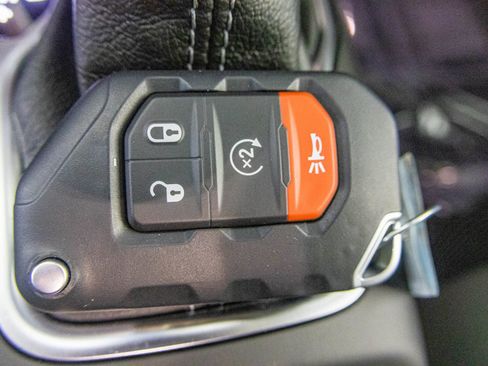 New 2026 Jeep Gladiator Mojave image 28