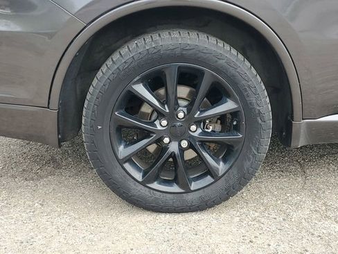 Used 2018 Dodge Durango R/T w/ Technology Group AWD/4WD image 5