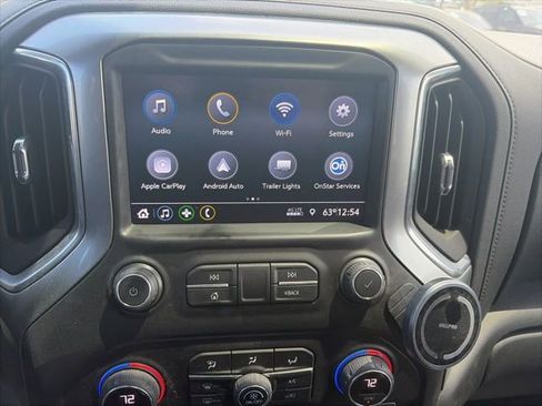 Used 2022 Chevrolet Silverado 1500 LT w/ Z71 Off-Road Package AWD/4WD image 13