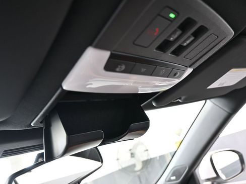 Used 2022 Mitsubishi Outlander SEL image 40