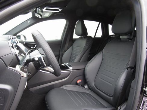 New 2026 Mercedes-Benz GLC 300 4MATIC image 10