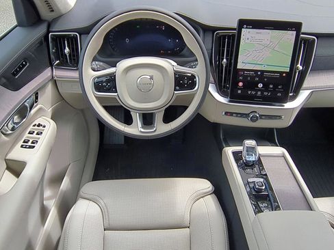 New 2026 Volvo XC90 B6 Ultra w/ Lounge Package AWD/4WD image 13