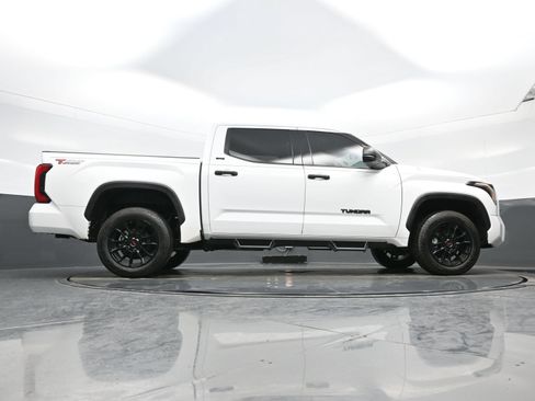 Used 2023 Toyota Tundra SR5 AWD/4WD image 31
