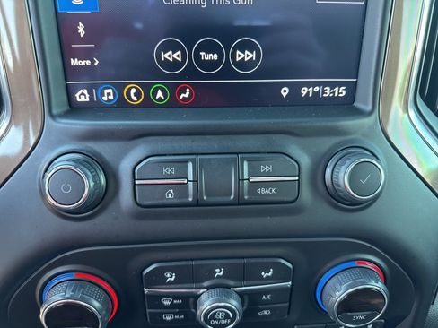 Used 2019 Chevrolet Silverado 1500 High Country w/ High Country Premium Package image 45