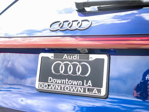 New 2025 Audi Q5 Premium image 12