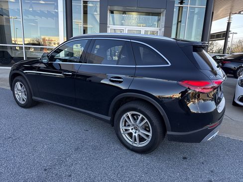 Certified 2025 Mercedes-Benz GLC 300 image 8