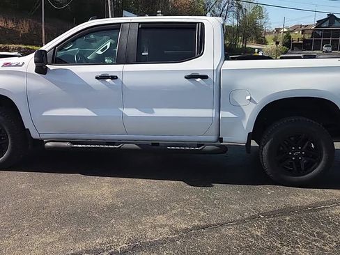 Used 2021 Chevrolet Silverado 1500 LT Trail Boss w/ Bed Protection Package image 4