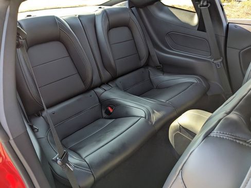 Used 2024 Ford Mustang GT Premium image 38