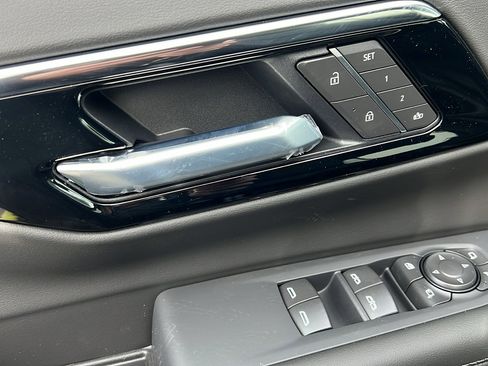 New 2026 Chevrolet Tahoe LT w/ Comfort Package AWD/4WD image 19