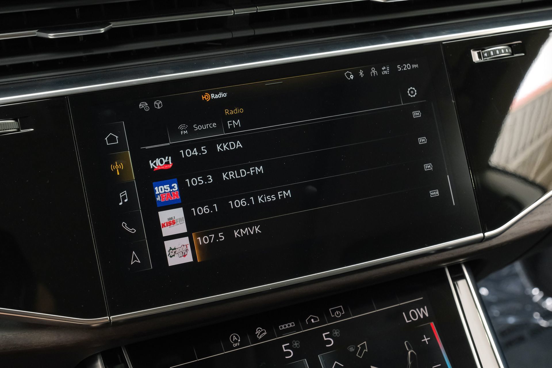 Used 2023 Audi Q8 Premium Plus w/ Premium Plus Package AWD/4WD image 34