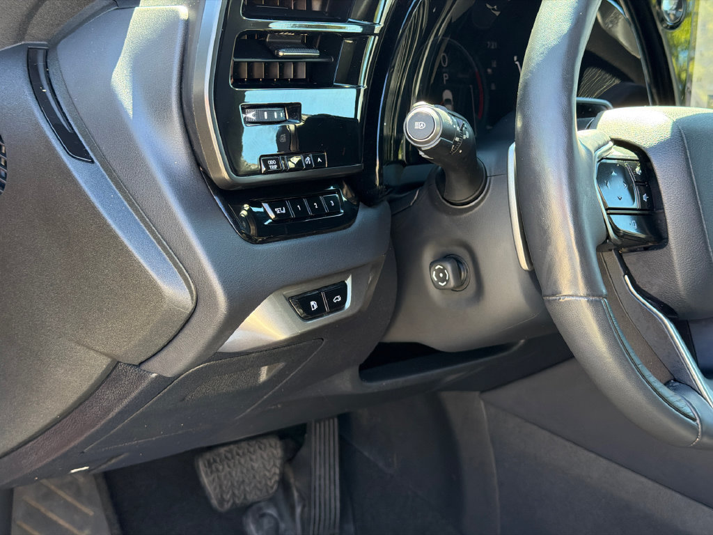 Used 2023 Lexus RX 350 Premium Plus w/ Accessory Package AWD/4WD image 18