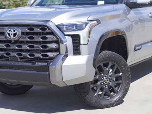 Used 2023 Toyota Tundra Platinum AWD/4WD image 5