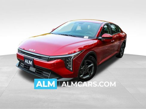 Used 2025 Kia K4 FWD image 1