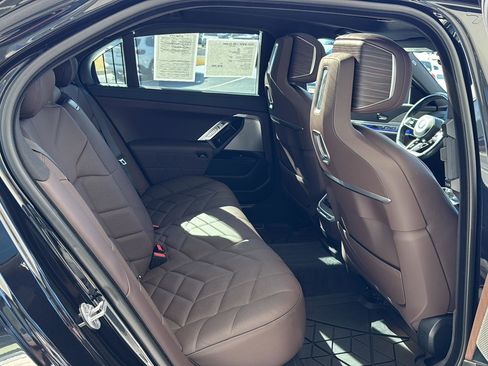 Certified 2023 BMW 740i w/ Parking Assistance Package image 10