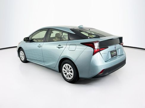 Used 2021 Toyota Prius LE FWD image 5